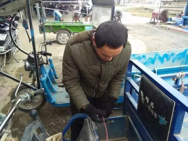 电瓶车上门维修电话_上门电瓶维修车电话是多少_附近修电瓶上门维修电话